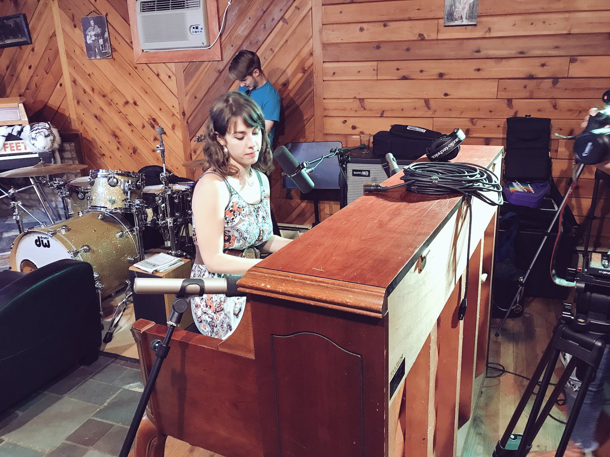 TheEchoSpectrum's tweet photo. Filming with @rachandob tonight! https://t.co/JDrPvlQz7v