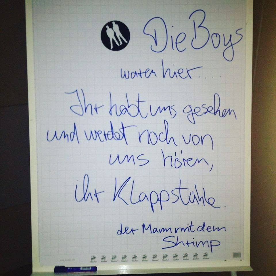 DIEBOYSx's tweet photo. E: #Hackfleisch sucht #Filet, Hauptsache #lasskrachen #Edel.....
#hashtag #edelpenner #dieboys #ekligons #diesesjahr https://t.co/Hk7q3LDzix