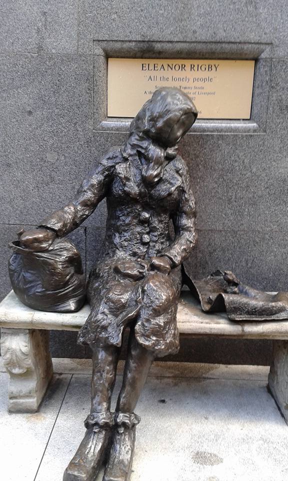 Carolesplace1's tweet photo. In wonderful Liverpool for @WomensInstitute #WI_AM2017 spotted this statue for our Resolution on Alleviating Loneliness https://t.co/OSNUXMTqq3