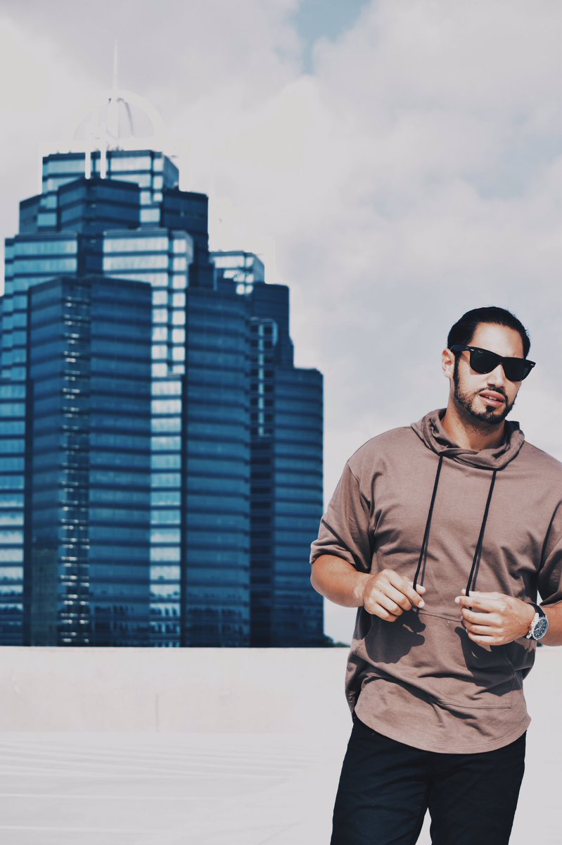 Primapics's tweet photo. Just a few shots from today's shoot with @IamPeterZ  see the rest on https://t.co/LgDyTrHNsz https://t.co/SWqb3bwjHh