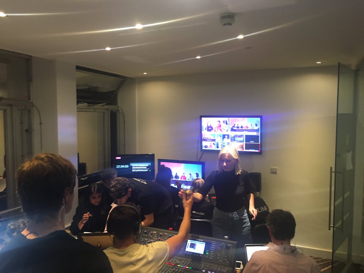ExeTechExeter's tweet image. Great to be working with @XpressionFM @XTVonline @Exepose on the General Election broadcast #EX2017 #GE2017