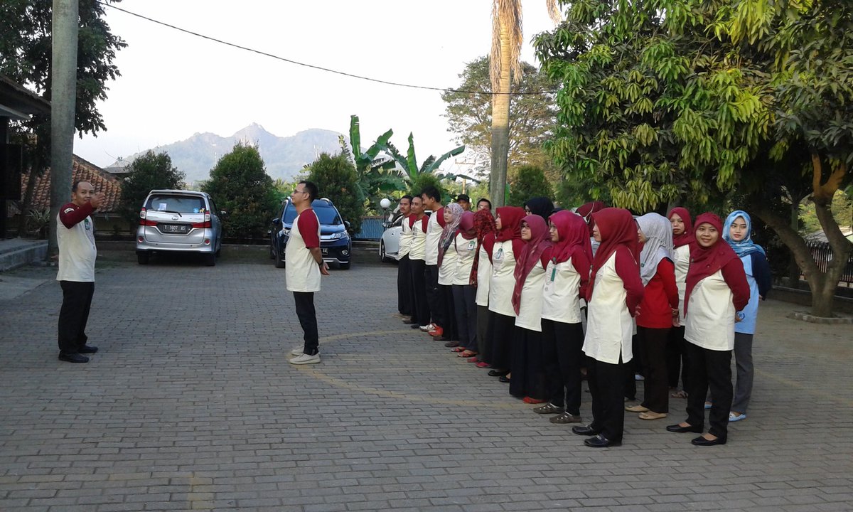 Apel Pagi Puskesmas Sukatani Jum'at 9 Juni 2017.. <a href="/dkk_purwakarta/">Dinkeskab Purwakarta</a> <a href="/DediMulyadi71/">Kang Dedi Mulyadi</a> @BKPSDM_PWK