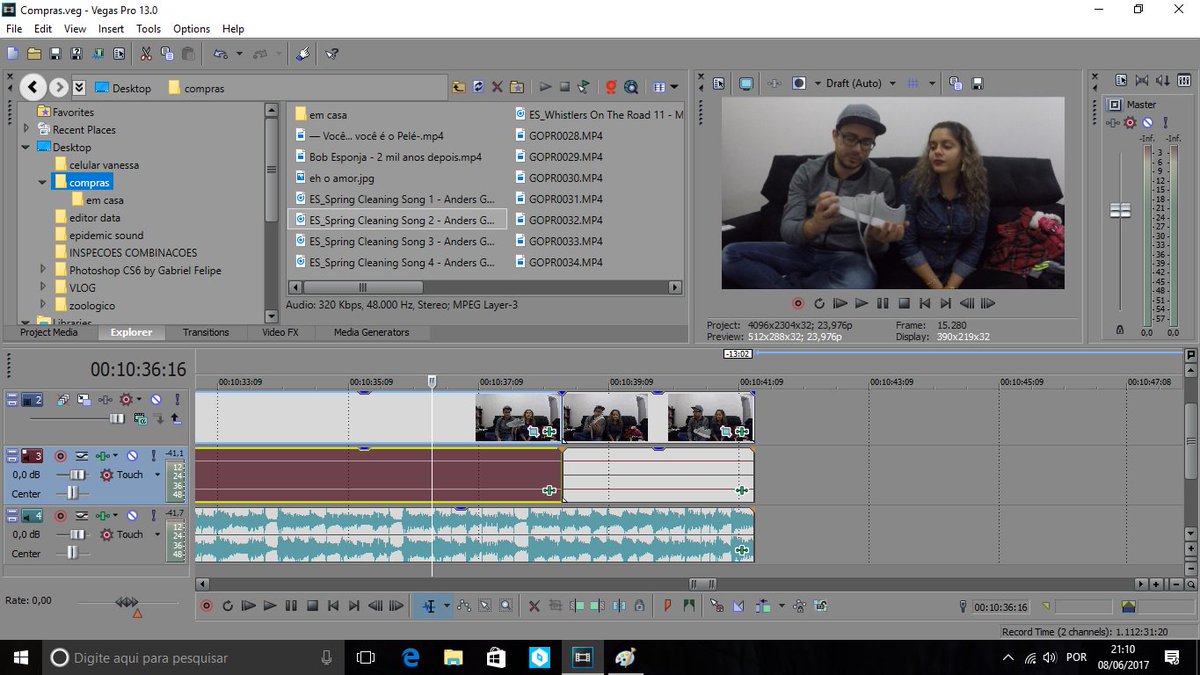 VlogdoXavier's tweet image. Amanhã tem vídeo novo no canal onde a Vanessa vai mostrar as comprinhas que ela fez na Espanha :)