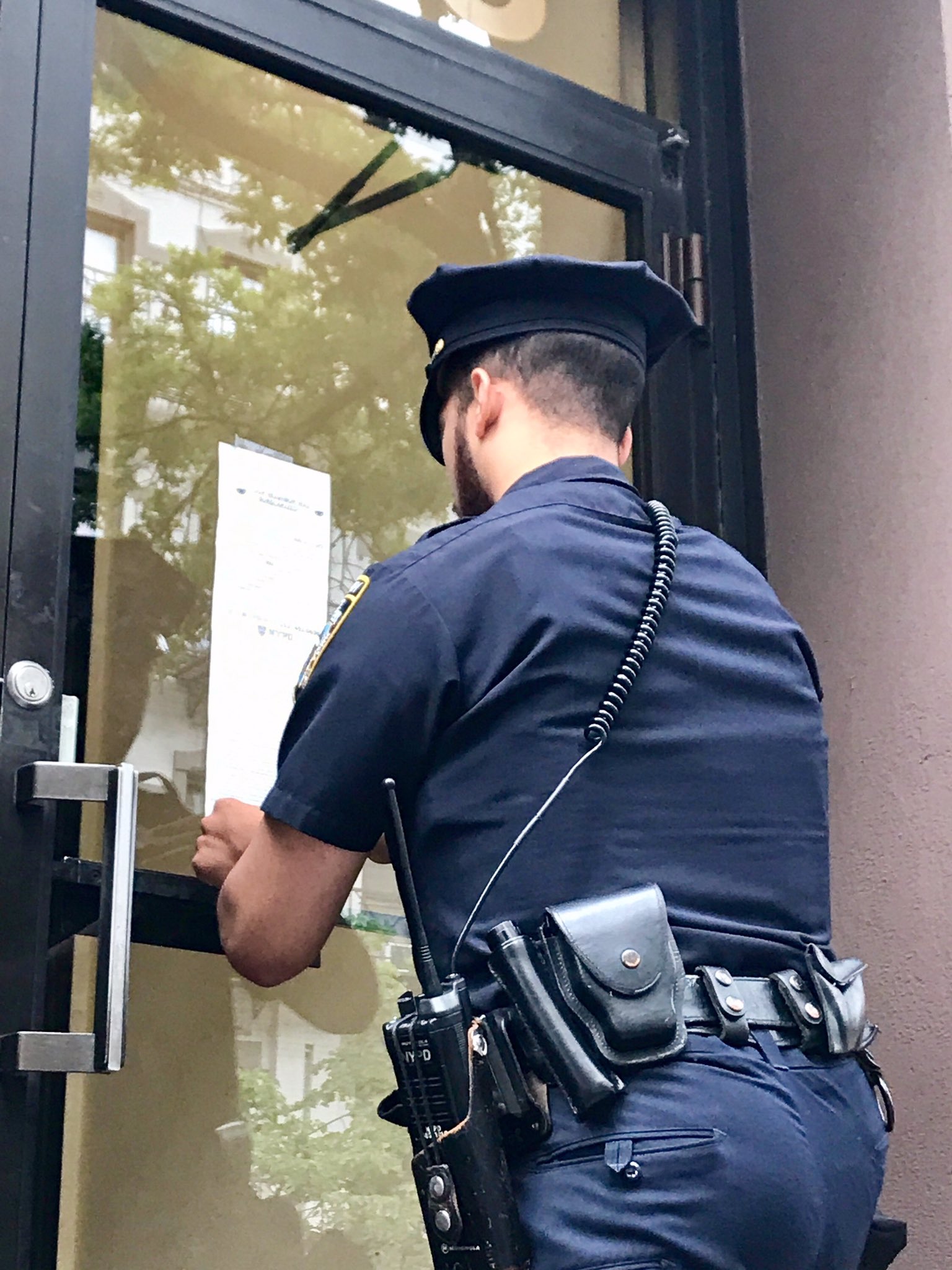 NYPD 19th Precinct on X Our hardworking NYPDauxiliary Officers continue to spread the word on recent burglaries remind UES to lock doors fire escape windows https t d55dSgHoxo X