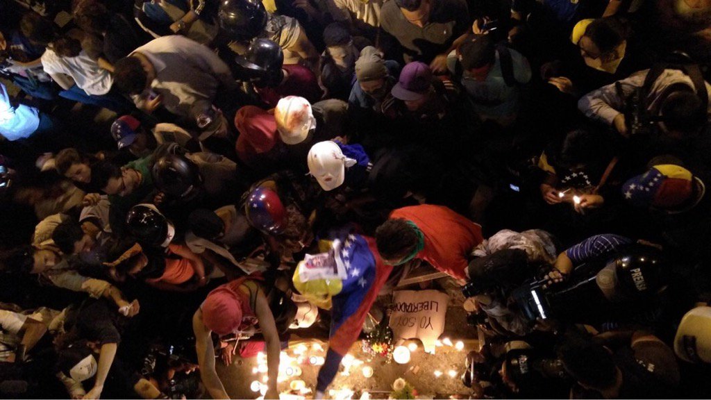 Homenaje a Neomar en el sitio donde cayó asesinado.
