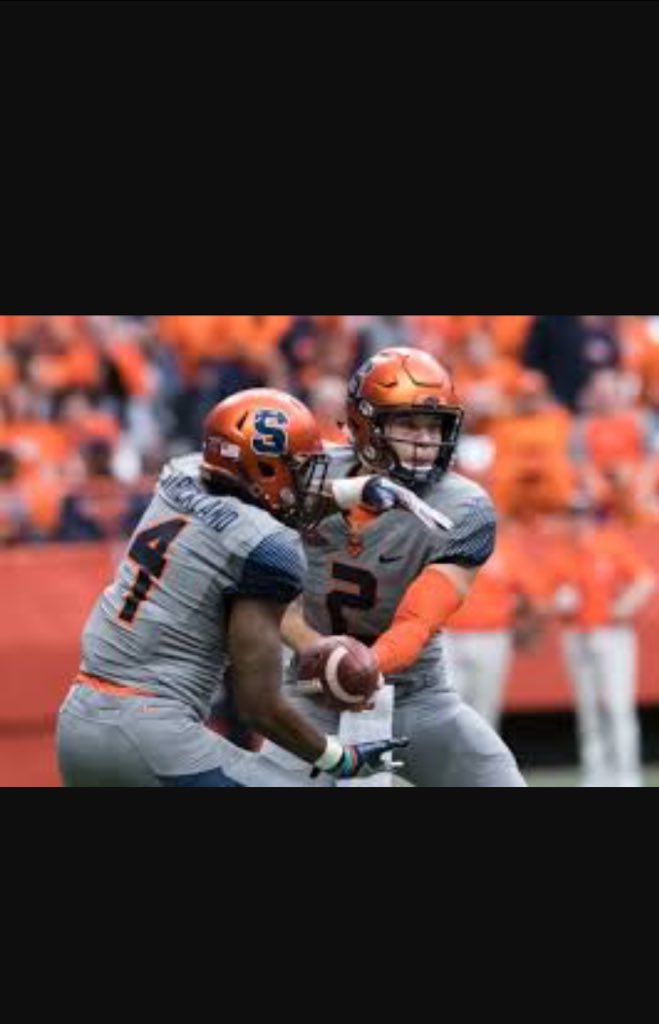DMAC1513's tweet photo. Blessed to receive another offer from Syracuse University 🍊🏈‼️💯 @ChadSimmons_ @therealkwat @RecruitGeorgia @Rivals @TuckerFootball https://t.co/DbspmnYp4d