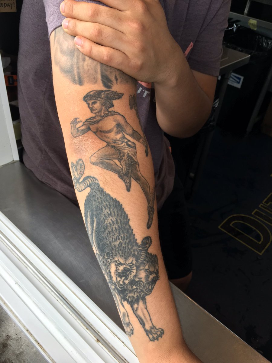 CDoden's tweet photo. Shout out to the Highway 99 Dutch for having dope ink 💉💉 @DBCouv https://t.co/GcOeSwYlxs