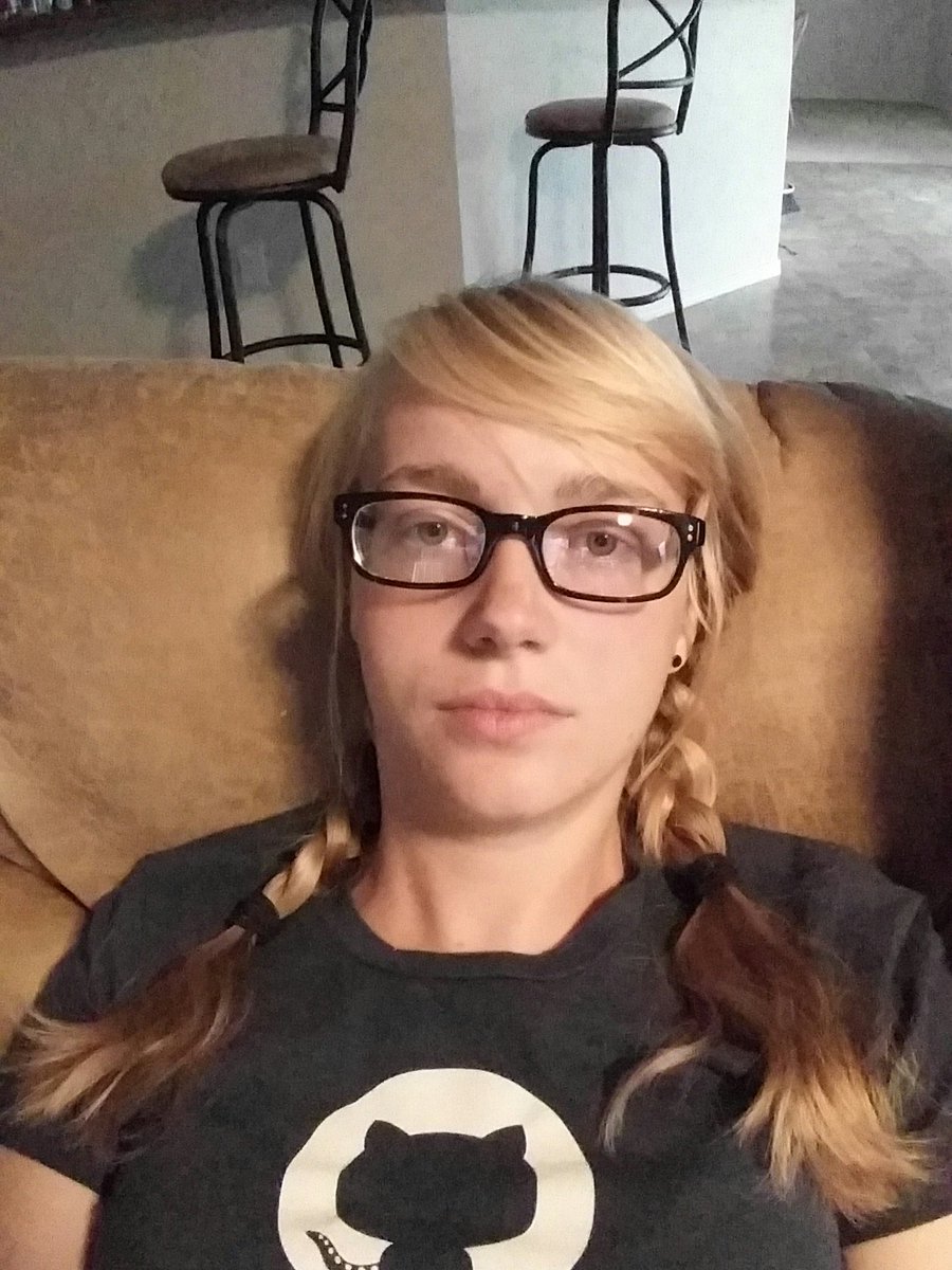 marriedfittie's tweet photo. #nerdStatus https://t.co/gXmsV3ZkhW