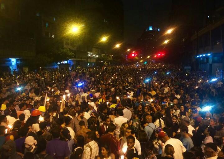 RichardBlancoOf's tweet photo. La máxima de Neomar,como la de todos nosotros, apuntaba a la libertad de nuestra Vzla,su memoria solo nos da más fuerzas,69 días de protesta https://t.co/uupqU51oMv