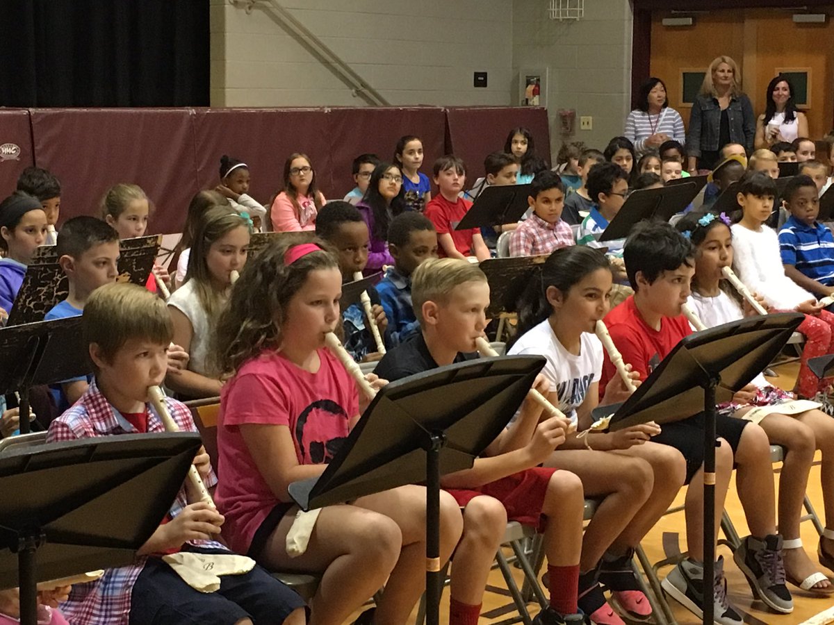 SharpInRm511's tweet photo. Our musicians entertained us today with a recorder concert. All of their hard work paid off. They sounded great! @DIS_VP https://t.co/bh61MgPGP4
