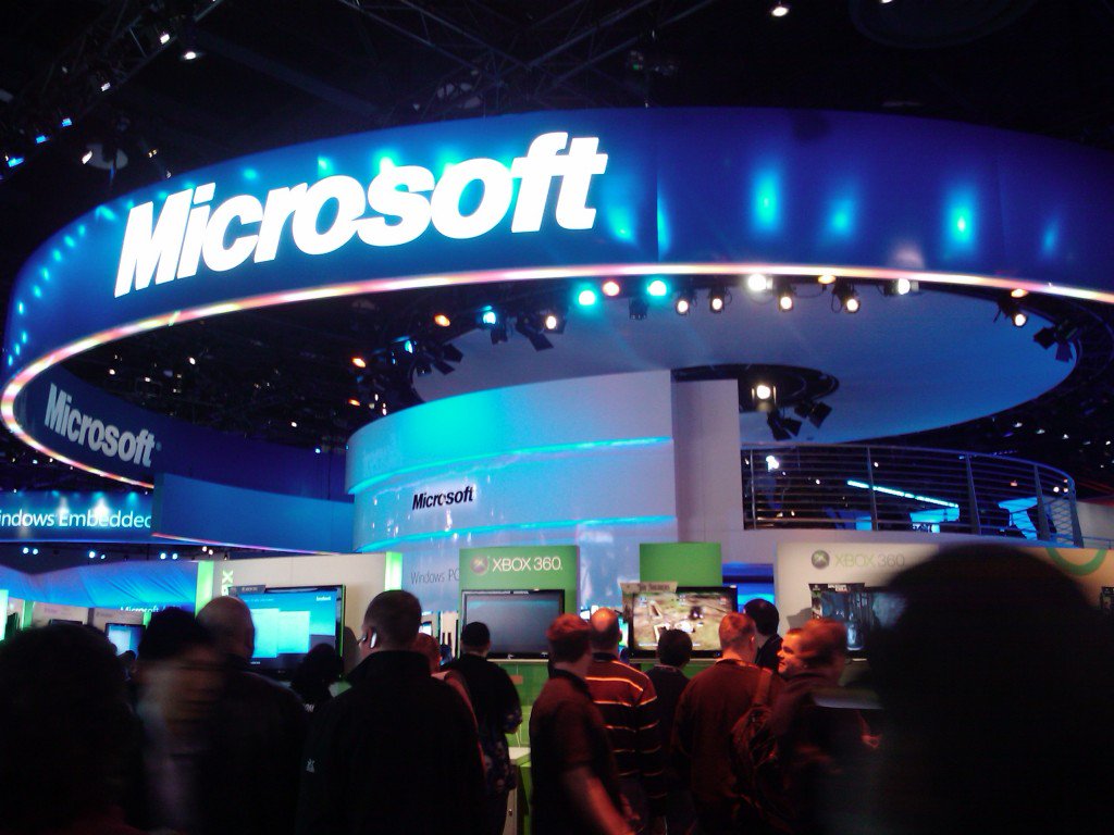 headlneapp's tweet photo. Microsoft DirectReality Rumors: What Is It??
https://t.co/cGruPj9VQA 
$SPX $MSFT $AMZN #gaming #VR #virtual #reality #mixedreality #xbox https://t.co/1pHDcM2wXy