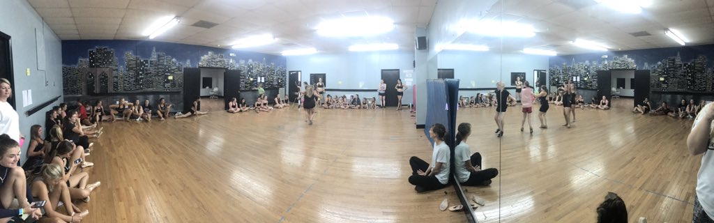 MGDC_dance's tweet photo. Studio wide rehearsals tonight! https://t.co/CzGg06QokP