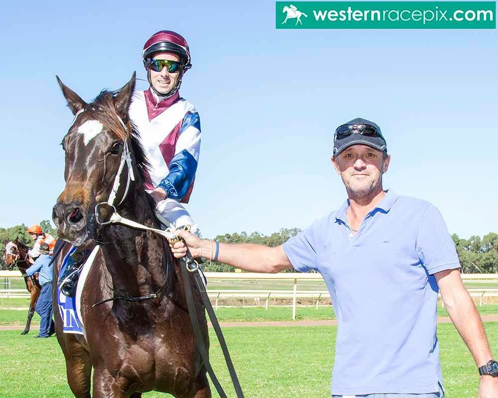 djb170960's tweet photo. Not bad when Planet Five,Vital Equine and Flying Pegasus all produce winners at the same meeting https://t.co/wGjKXq7zR7
