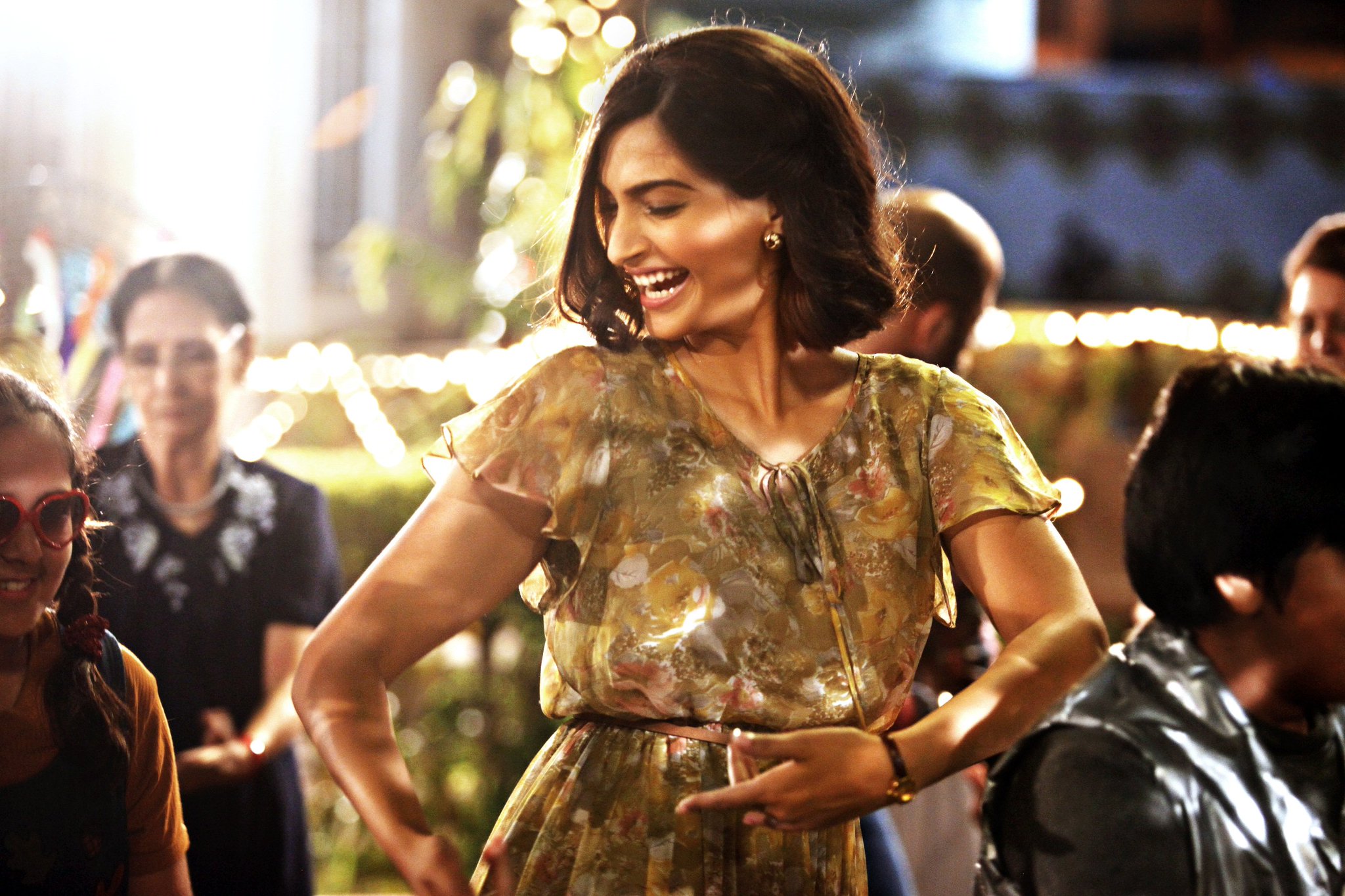 Happy Birthday to Sonam Kapoor   About:  