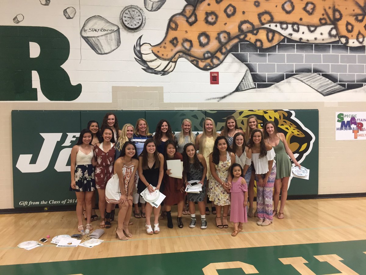 Spring 2017 Banquet! Great Season Jags!!! Can't wait to see everyone back next year!! SENIORS we will miss you so much!! #jaglax