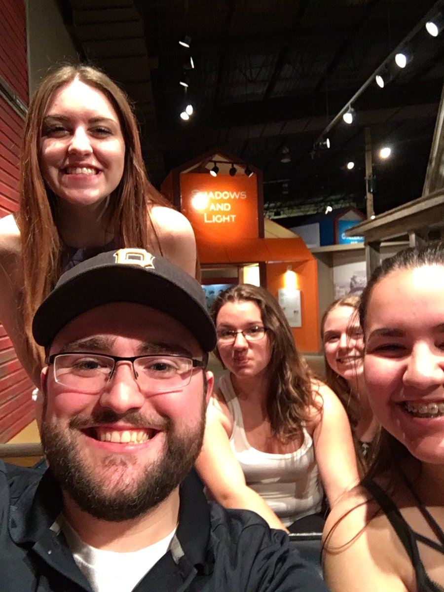 MrAtkings's tweet photo. Lots of fun on WMS 10/11/12 field trip to Saskatoon! https://t.co/kONdi4pjvy