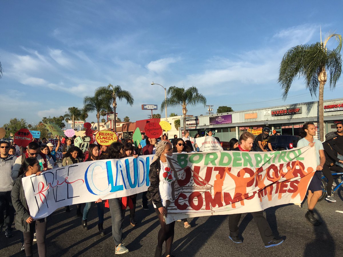 promise__li's tweet photo. #FreeClaudia #FreeSaul #FreeFelix #BorderPatroloutofLA #ICEoutLA #ShutDownICE East LA march @DSA_LosAngeles https://t.co/0MlFMghfm5