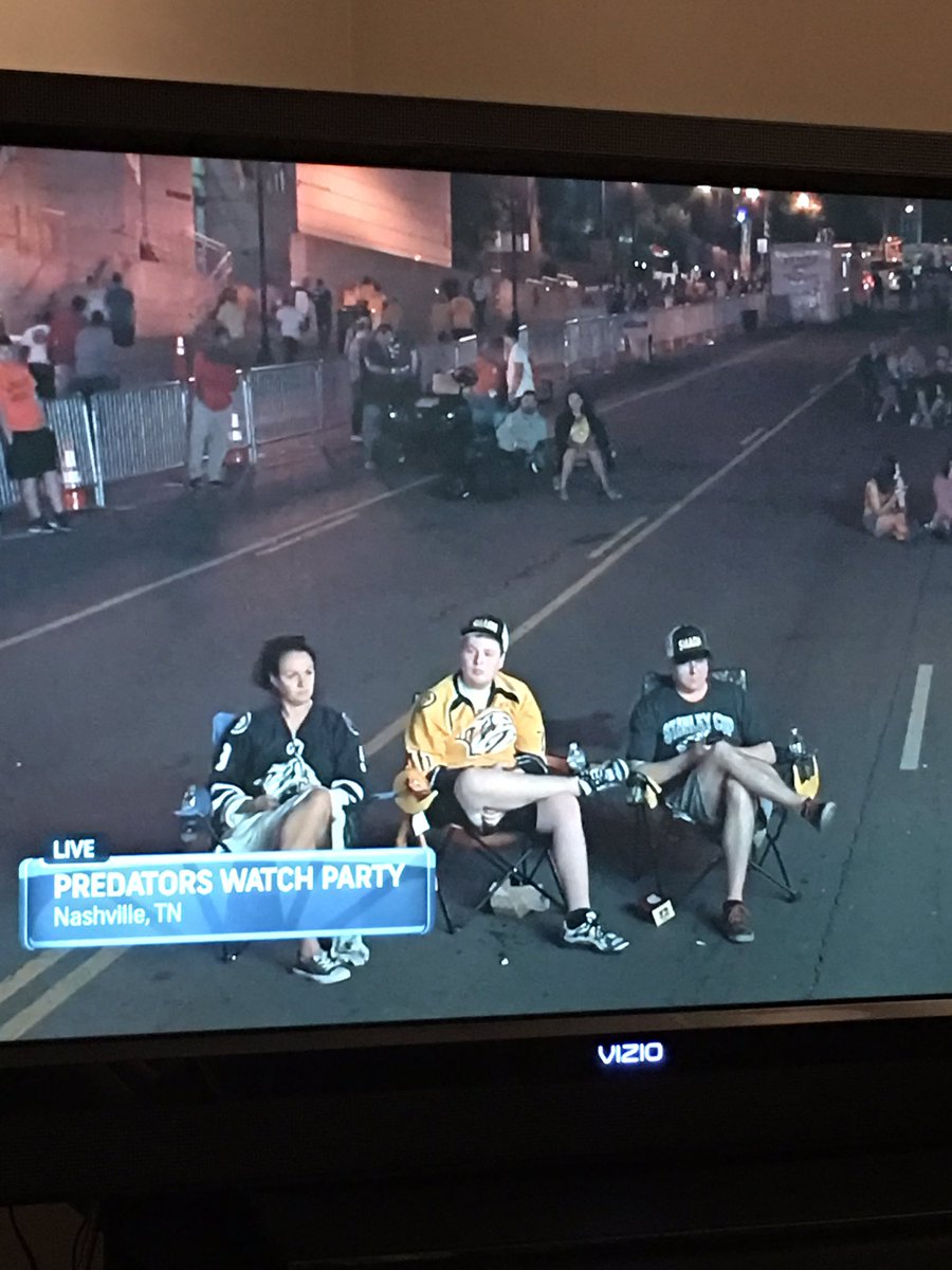 richtweetshere's tweet photo. smashville is rocking tonight https://t.co/ix4XJtT3ao