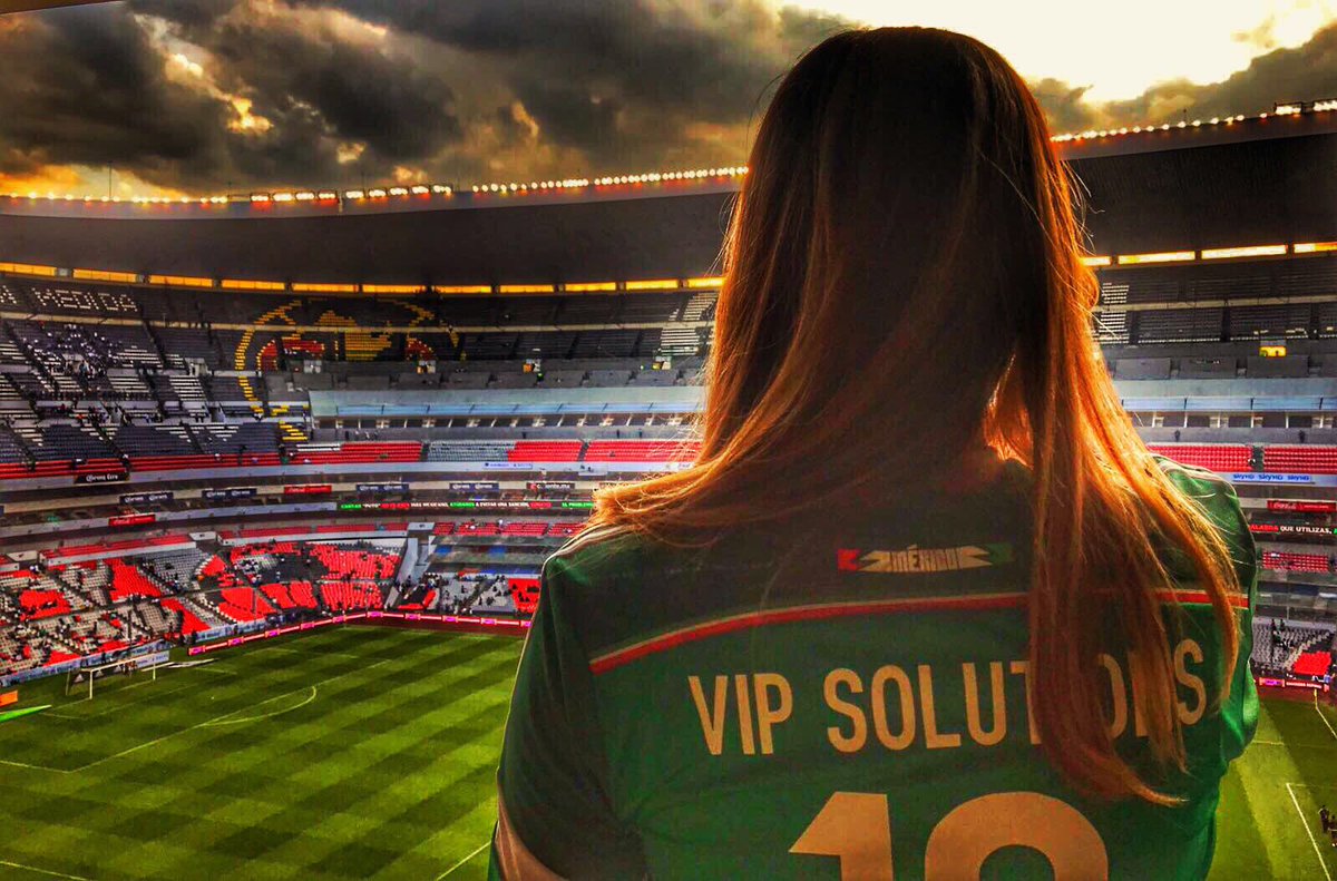 Lorenap90's tweet photo. #MexicoVSHonduras #EstadioAzteca #VipSolutions #VamosMexico 👊🏻@vipsolutionsmx https://t.co/gAOPLyv0MN