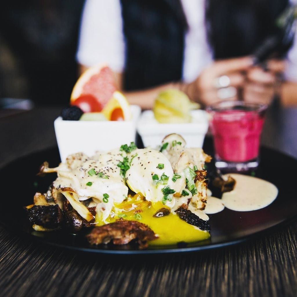 CultChrom's tweet photo. TOAST GOALS!! https://t.co/PpqT8VsRrS https://t.co/1gCcosaao0