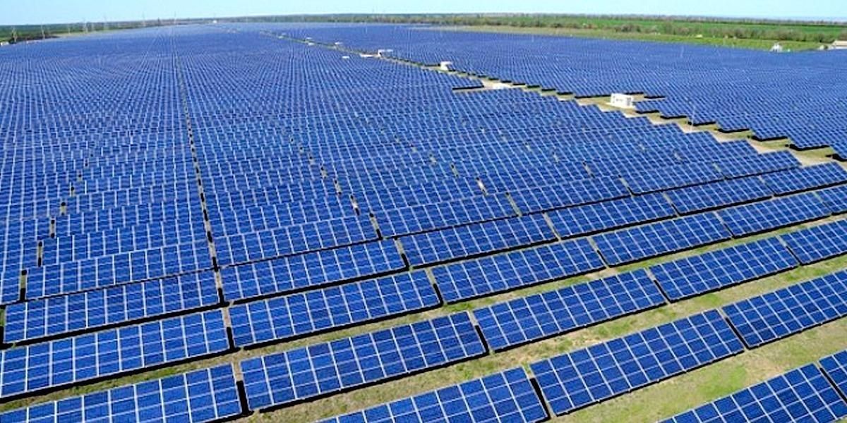 MikeHudema's tweet photo. BAM! #Renewables Added Enough Capacity in 2016 to Power Every Home in the UK, Germany, France and Italy Combined https://t.co/oPcKKPpP3B https://t.co/sBmx5HfS0u