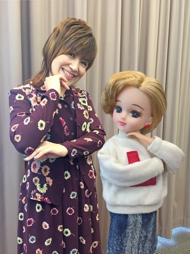 リカちゃん 公式 Twitterren ボンジュール リカちゃん公式ツイッター3周年 の今日 リカは憧れの人に会いに来たの 松本 リカちゃん よ うふふ アーティスト 声優として幅広く活躍されている松本梨香さん ぜひリカにアテレコのコツを教えてください