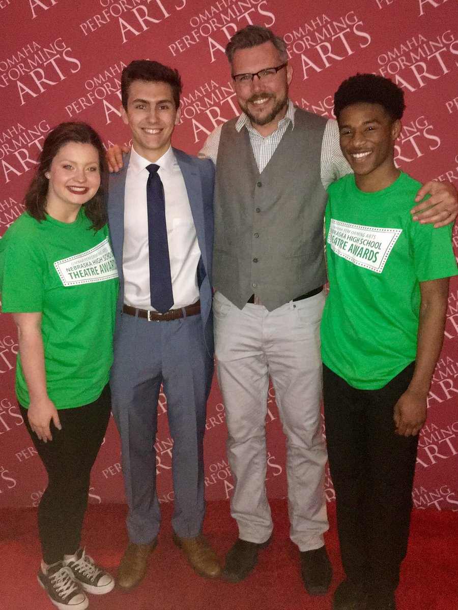 WarriorTheater's tweet photo. I got to spend my evening with these three amazing people, and see some of the best and brightest! #NHSTAShowcase https://t.co/P1kz16RNff