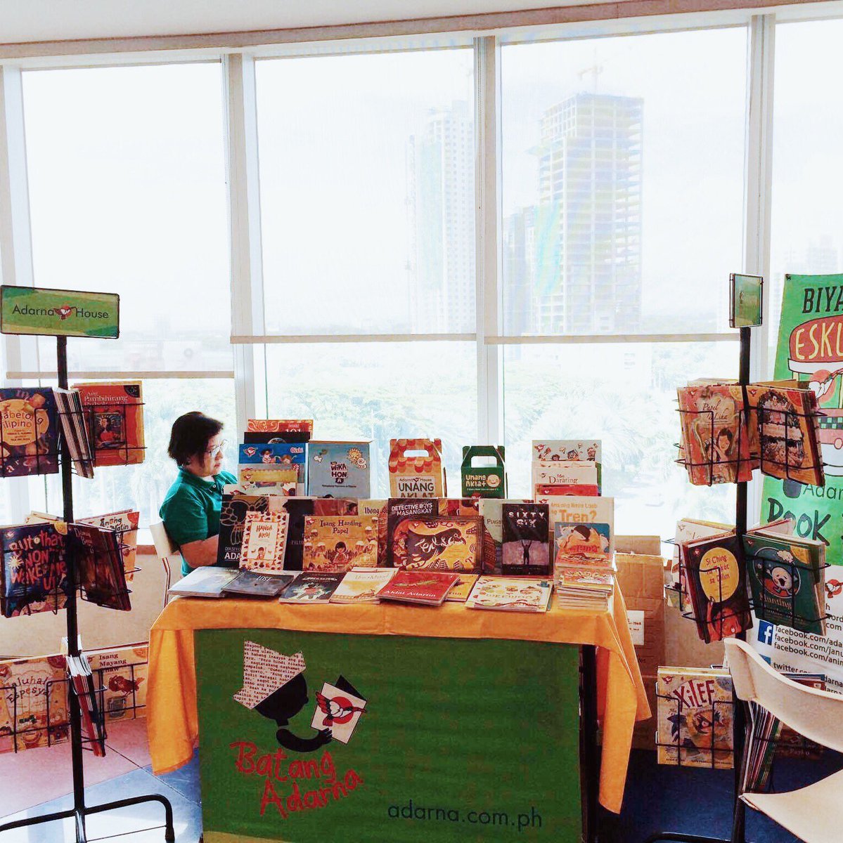 yabangpinoy's tweet photo. Catch Yabang Pinoy at the 5th Floor of Insular Life-Alabang Buiilding (in front of Festival Mall).
#YabangPinoy #PHMade https://t.co/wdfv1R98Dy