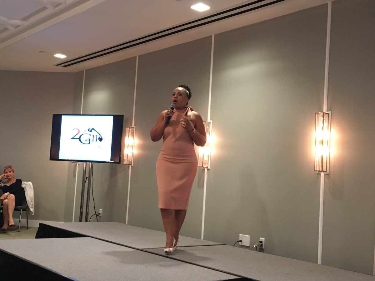 sjplosangeles's tweet photo. "I'm asking you to give your compassion tonight... which means money." Shanae Polk of 2nd CALL at #fastpitch17 encore! https://t.co/tIUNS5hmHN