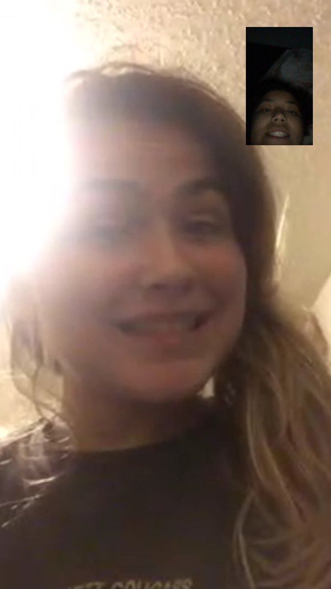 elizaabethcolin's tweet photo. I guess she's kinda the bestie.. #pusay https://t.co/RE2cuZl1Yh