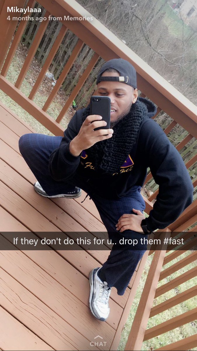 CopeSayWhaaa's tweet photo. Yo bestfriend aint me thooo  #AndAngles *yo gotti voice* https://t.co/xQdIyi7v2U
