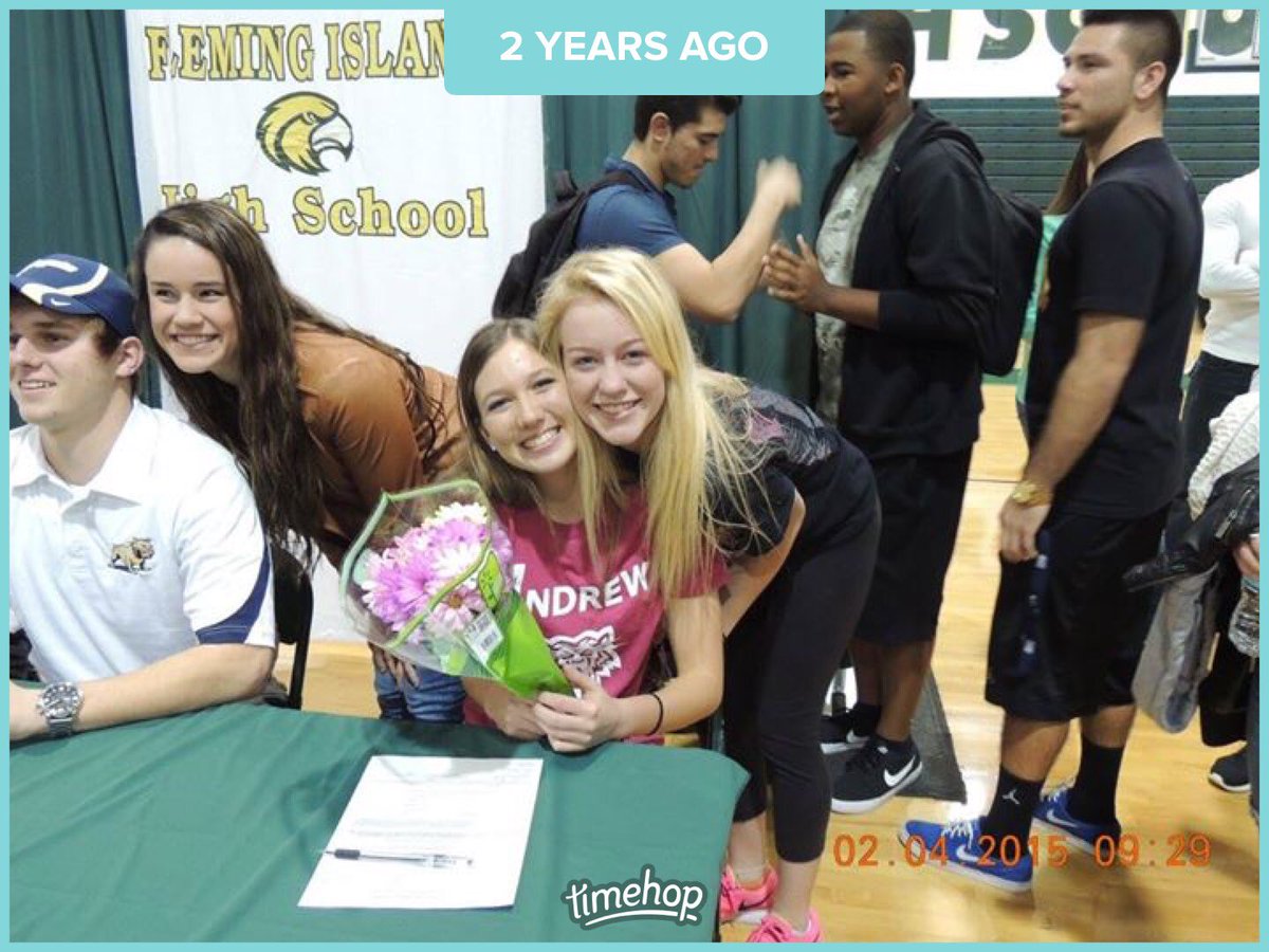 kendra_scharf's tweet photo. National best friends day https://t.co/XKiKg2gFE9