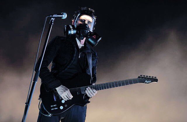                            Happy birthday matthew bellamy! 