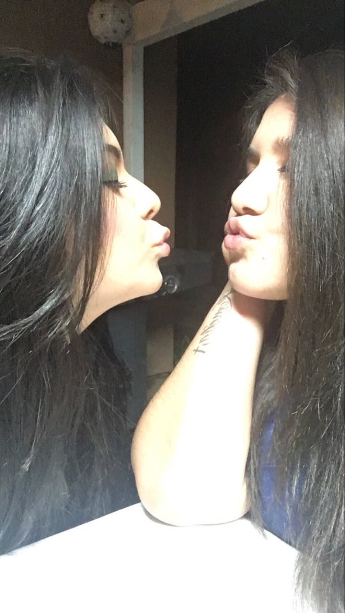 lizzz559's tweet photo. Bcuz i stalked ur shit to find a good pic of us! I love u babe❤️ #rideanddie #BestFriendsDay #iloveyoubabygirl  @tanyabaybe https://t.co/iYekUashpM