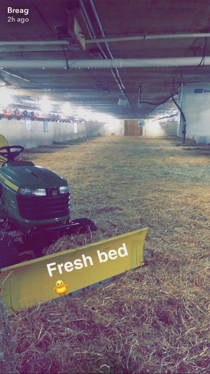 breagenklassen's tweet photo. What an awesome spring in the world of #CdnAg So many great opportunities. #MbFarming #Grow17 #AgProud https://t.co/htkny690Pk
