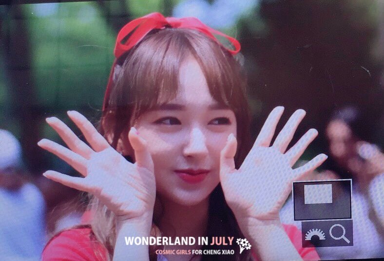 19980715com's tweet photo. 170609 재출근 
#성소 #ChengXiao #우주소녀 #HAPPY @chengxiao_0715 @WJSN_Cosmic 💖 https://t.co/QdTY0377OP