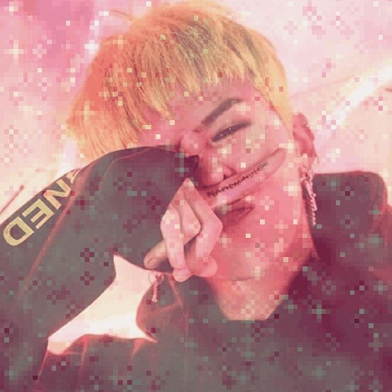 Kitty2707Rosa's tweet photo. #NuevaFotoDePerfil https://t.co/HpJsgkY4ab