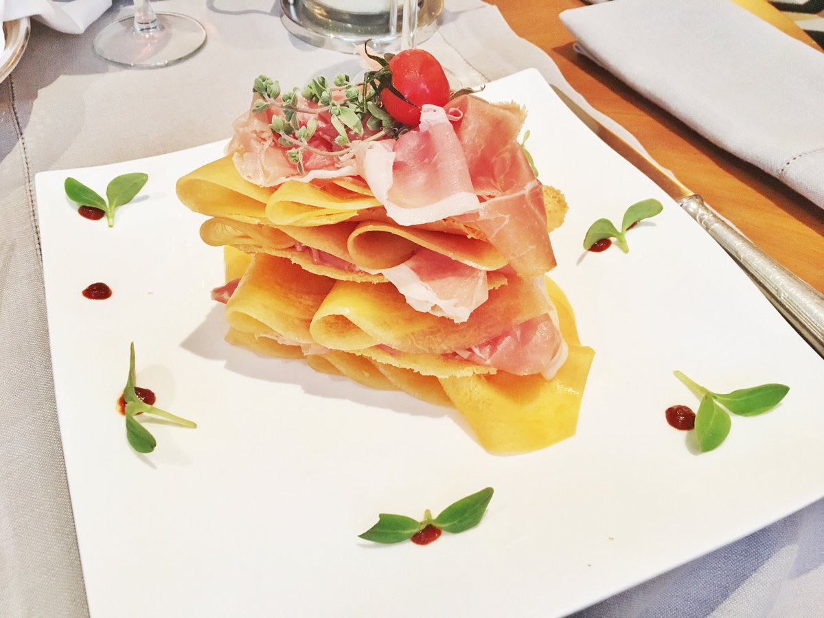 auroramerano's tweet photo. You don't want to miss this fresh tasty melon with Parma ham? Take a break at our #restaurant fino https://t.co/pm3yPfUbrs