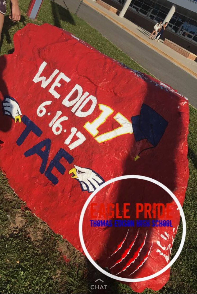 check out the senior rock tomorrow!!❤️💙❤️💙❤️