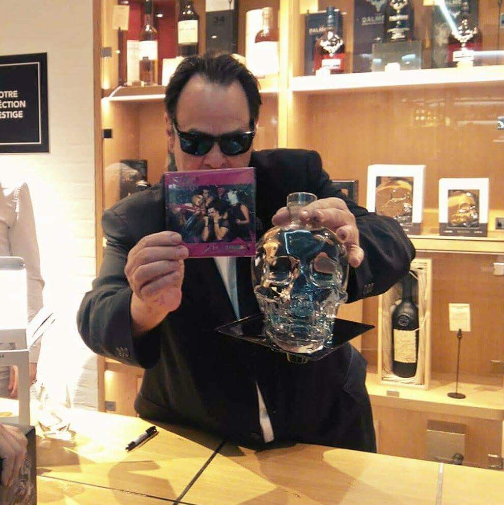 Freak_Injection's tweet photo. OH YEAH ! 

#CrystalHeadvodka #DanAykroyd
#Sunglasses #BluesBrothers #Ghostbusters #FreakInjection https://t.co/pD1bshSCda