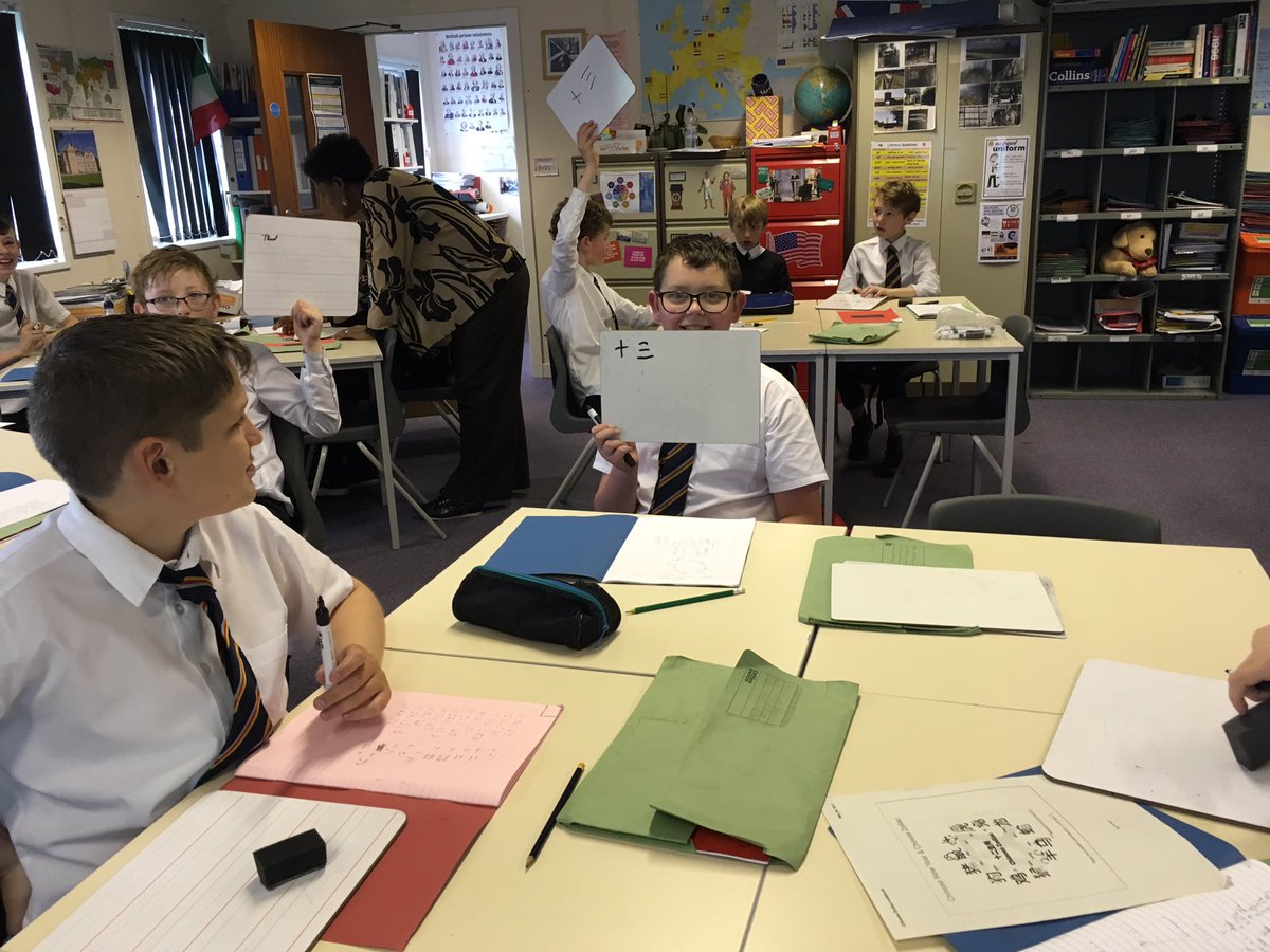 MissSwansonMods's tweet photo. 2M3 #numeracy learning in #Mandarin with Qiang this morning. #morecounting #Ge2017 https://t.co/lNxJQRKFht
