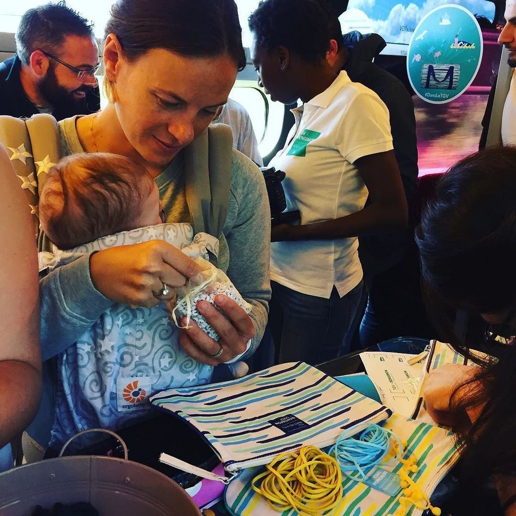 lemeilleurdudiy's tweet photo. Les mamans sont avec nous ! Direction Rennes avec @sncf #rennes #grandouest @dansletgv #atelier #DIY #tgv #dansle… https://t.co/Lws3un2fuN https://t.co/JHOtkkqyCf