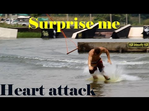 #wakeboard Surprise me! Wakeboarding Crashes. Heart attack .Front to blind .Bs 313 . - wakeboardinghq.net/surprise-me-wa… #RT #Retweet