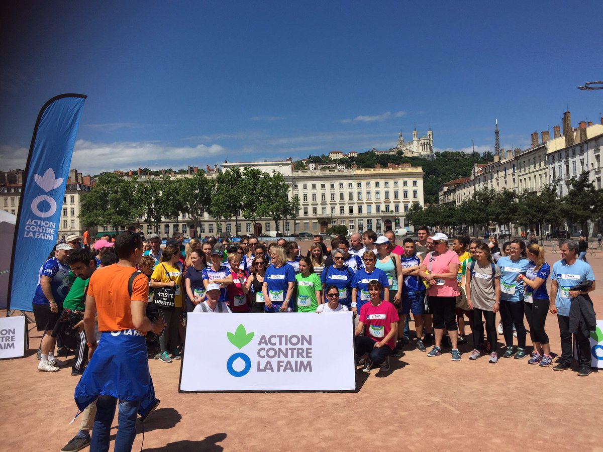 LThermoz's tweet photo. Challenge contre la faim et Amour Coeur Lyon 100 participants !!!!#AXACRweek #AXAATOUTCOEUR #oneaxa https://t.co/1Z9ch0RHJk