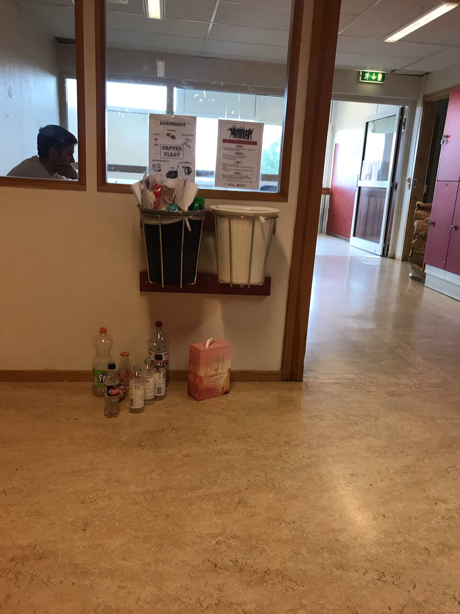 Treorna tömmer skåpen