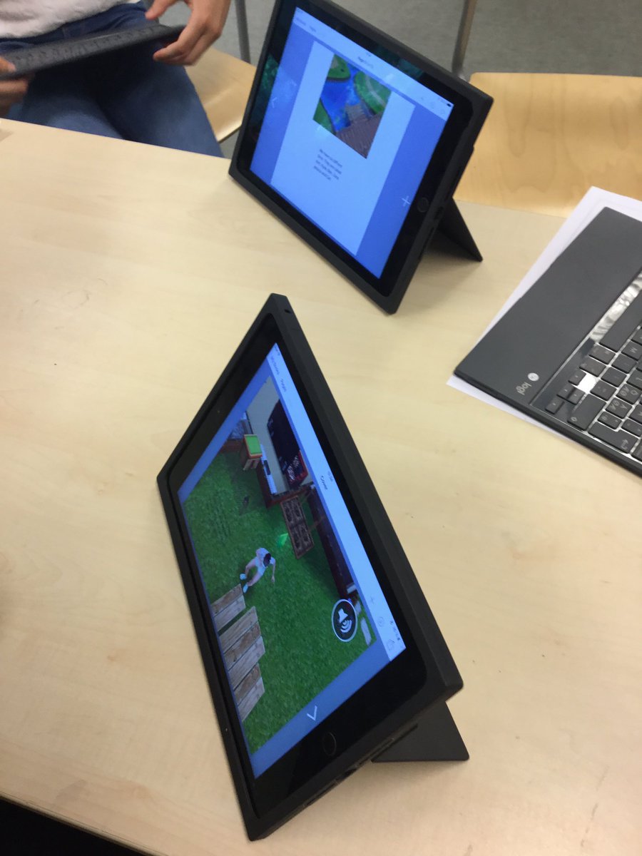 Elever utvecklar sina förmågor i engelska med The Sims och <a href="/BookCreatorApp/">Book Creator from Kami</a> #gottstaskola #norrtaljekommun