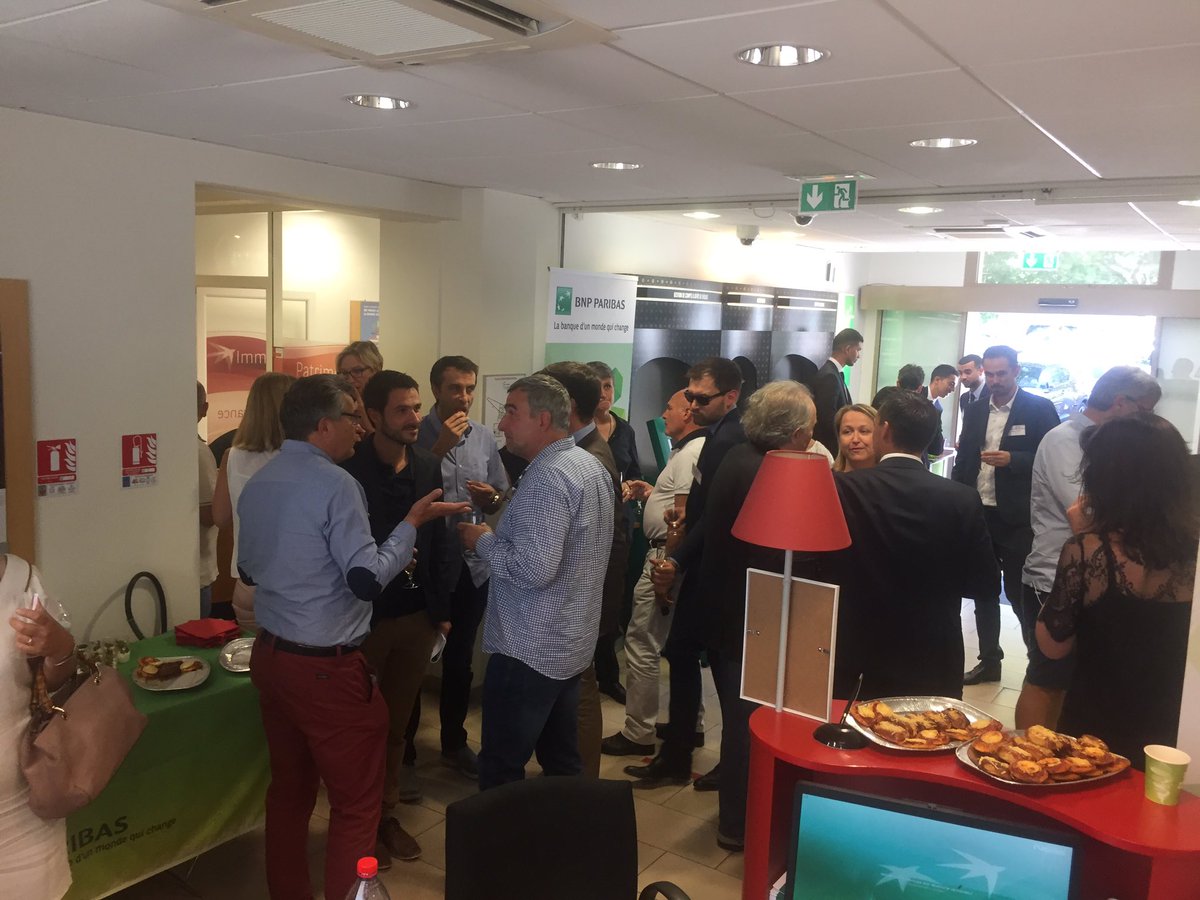 JulieAntoci's tweet photo. En direct 📷 Encore une belle journée de rencontres clients &amp; filiales sur le Village Pro BNP Paribas d'Arles ! https://t.co/HwcRQBYkBp