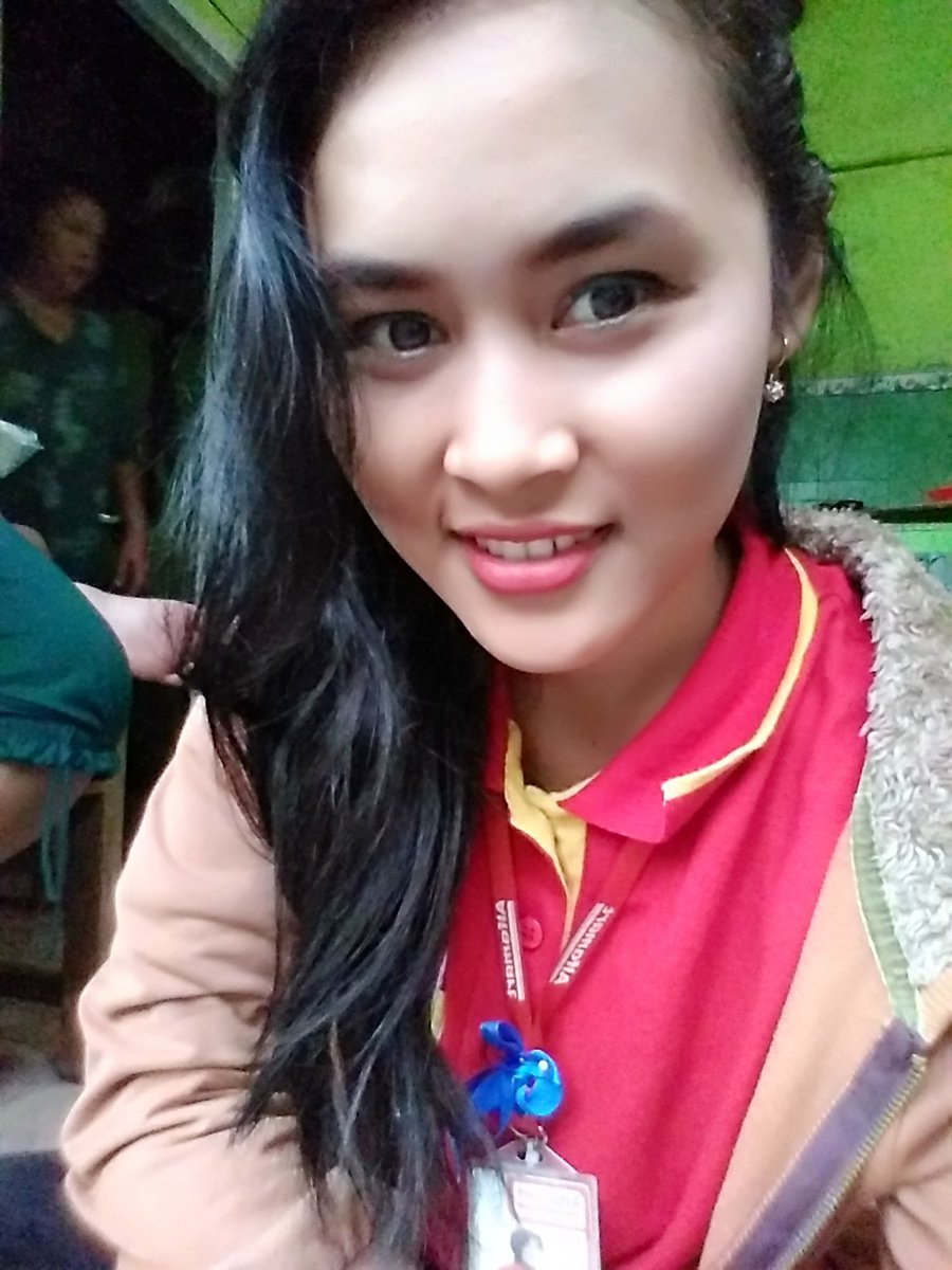 novia2906's tweet photo. Bagai air mata jatuh ke perut.😭 https://t.co/zppiXSILgm