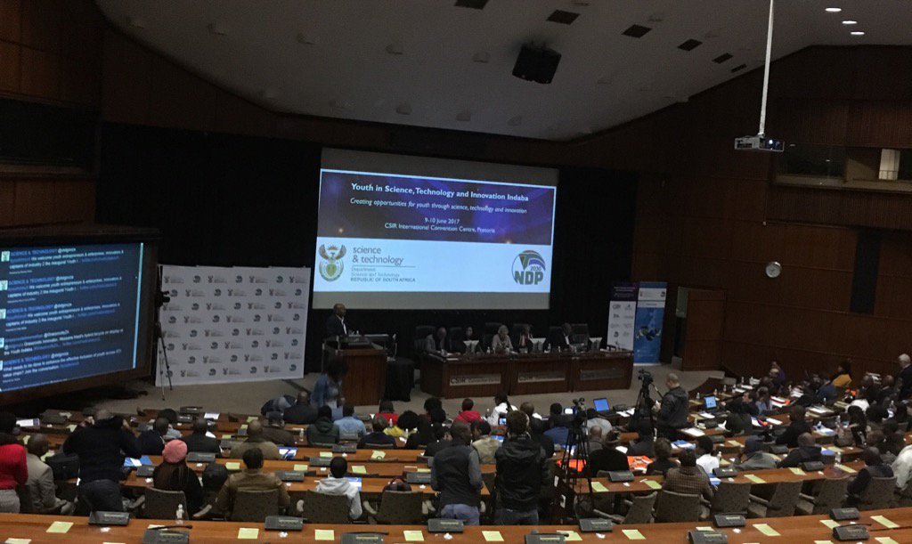 ICRI2016's tweet photo. #youthInnv8, kicking what's going to be exciting Youth in STI event. https://t.co/ZZhZk3lm8a