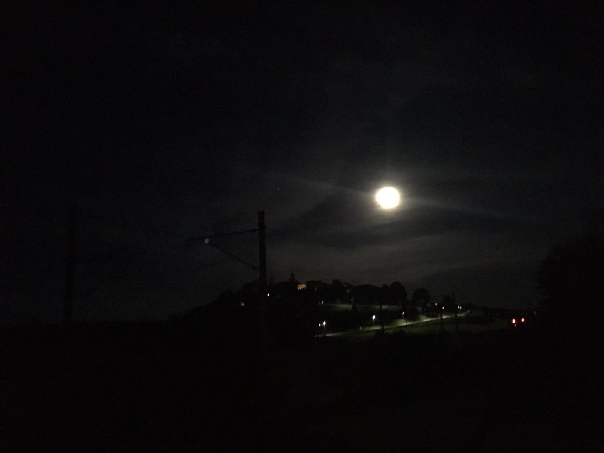 StephaniePittet's tweet photo. #Romont #night #Fribourg https://t.co/Jqusjf4Fi0